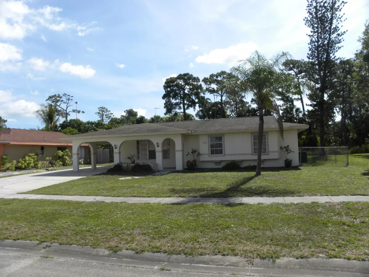 Port Saint Lucie, FL 34983,421 NE Elmore ST