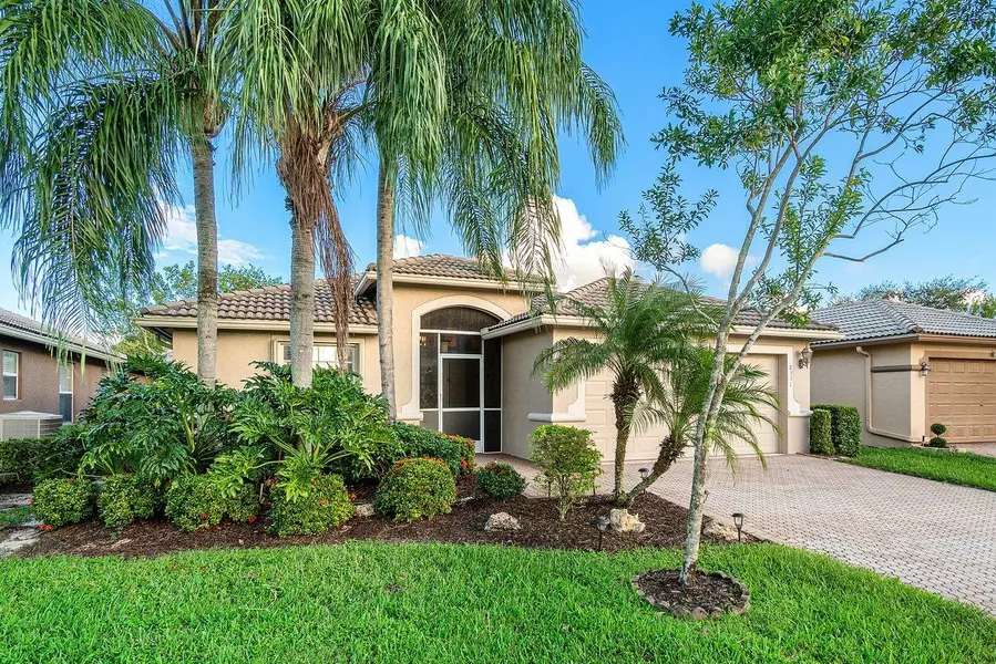 8331 Duomo CIR, Boynton Beach, FL 33472