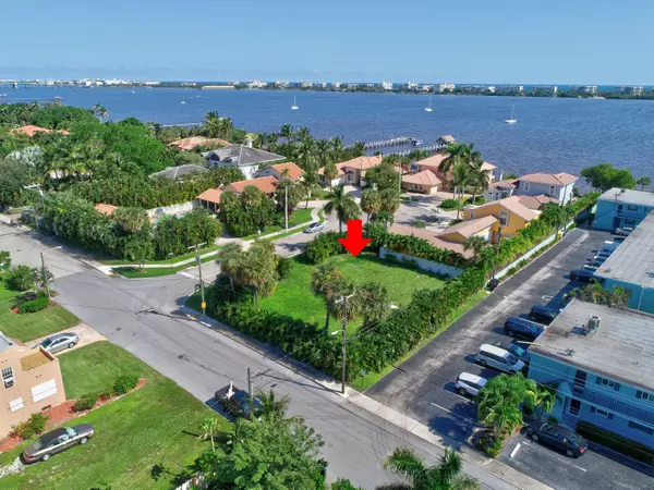 Lake Worth Beach, FL 33460,7 Lakeside Palms CT