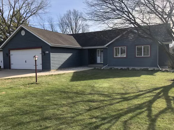 Waterford, WI 53185,31217 Red Oak Ln