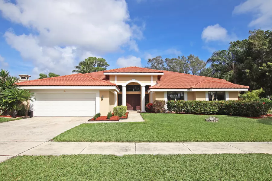 4 Bayview TER, Tequesta, FL 33469