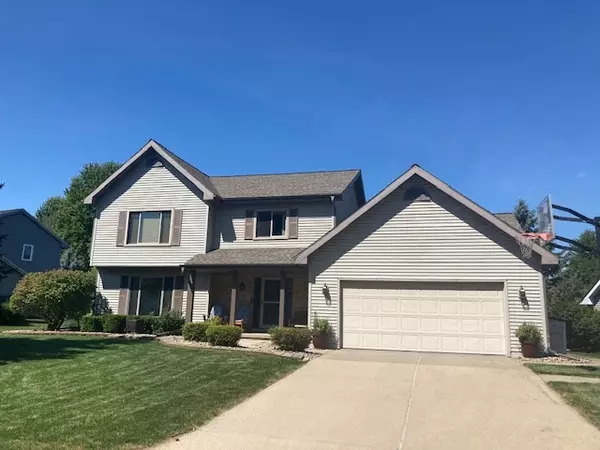 9 Sturbridge Cir, Madison, WI 53717