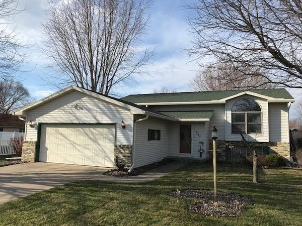 1040 KRISTINA CT, West Salem, WI 54669