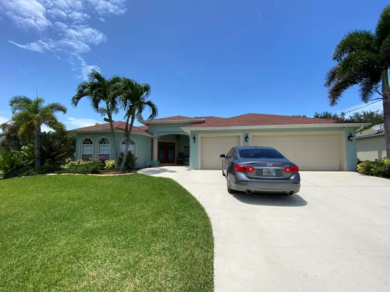 461 SW Dagget AVE, Port Saint Lucie, FL 34953