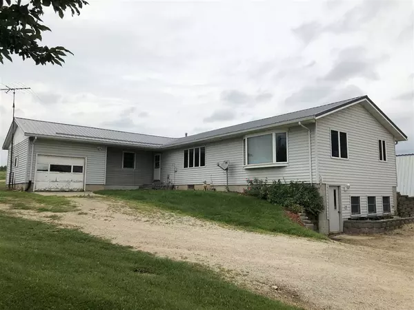 Lansing, IA 52151,2500 LAFAYETTE RIDGE DR