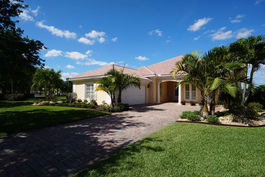 8840 Oldham WAY, Palm Beach Gardens, FL 33412