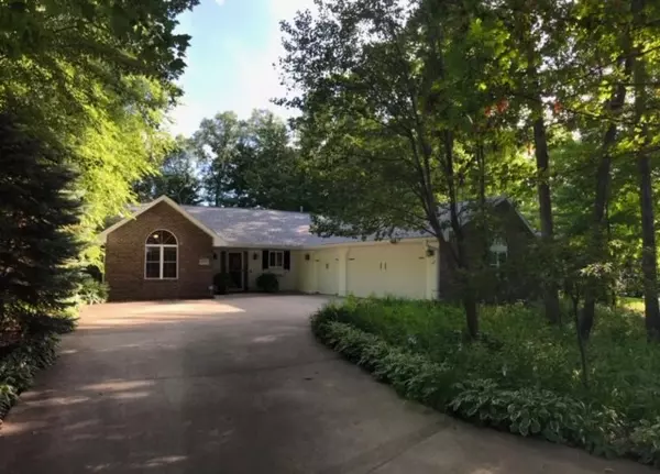 E9371 INNISBROOK LN, Wisconsin Dells, WI 53965