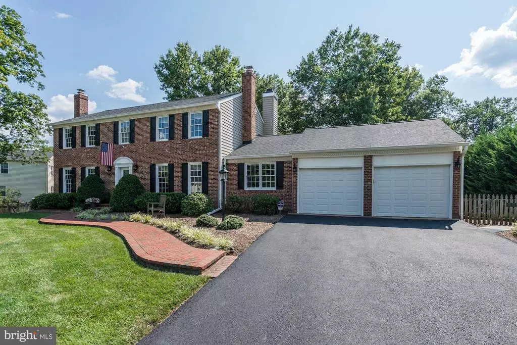 Vienna, VA 22182,1406 ROSEWOOD HILL DR