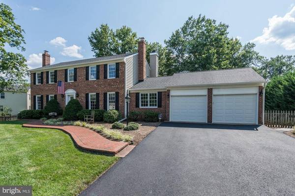 1406 ROSEWOOD HILL DR, Vienna, VA 22182