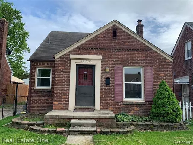 20656 Fleetwood DRV, Harper Woods, MI 48225