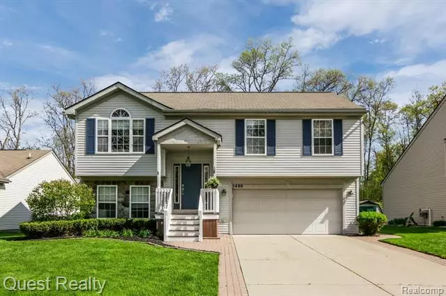 5400 SANDLEWOOD CRT, Waterford, MI 48329