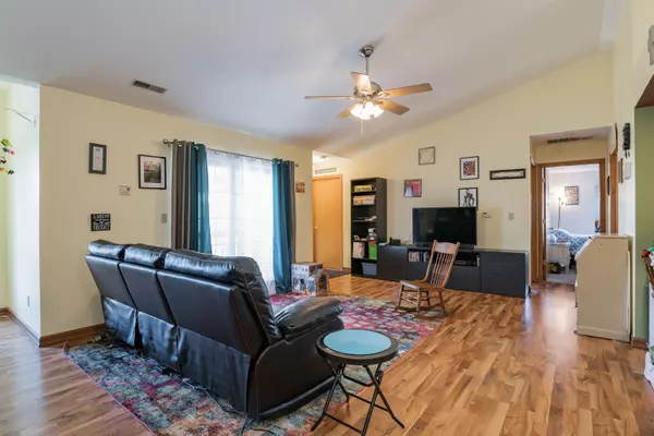 Somers, WI 53144,1264 Village Centre Dr Unit 5