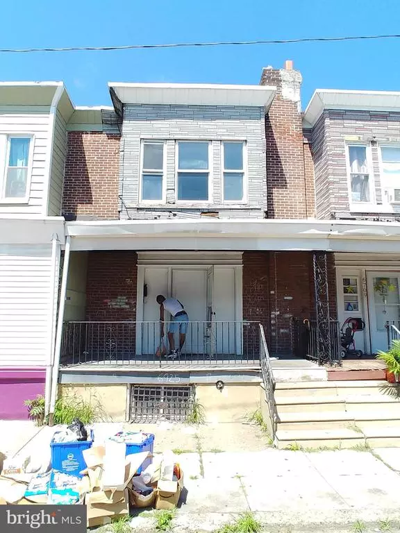 Philadelphia, PA 19142,6711 LINMORE AVE