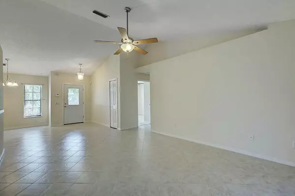 Port Saint Lucie, FL 34952,3001 SE Tipton CT