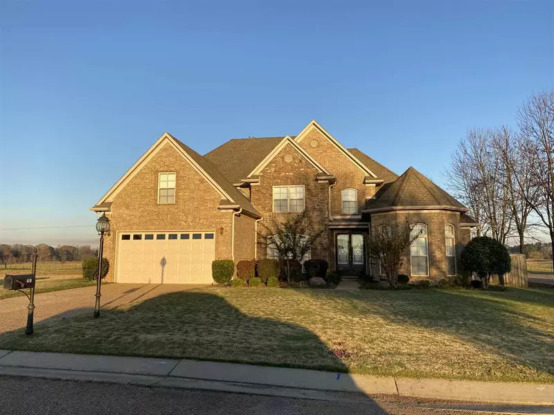 40 MEADOWLAND LN, Somerville, TN 38068