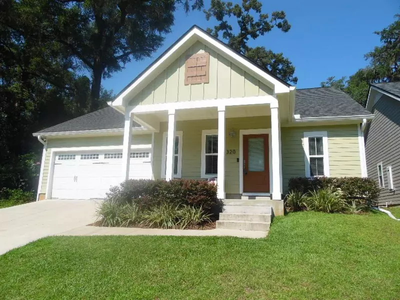 320 Gathering Oaks Drive, Tallahassee, FL 32308