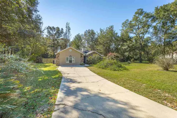 212 Mulberry Circle, Crawfordville, FL 32327