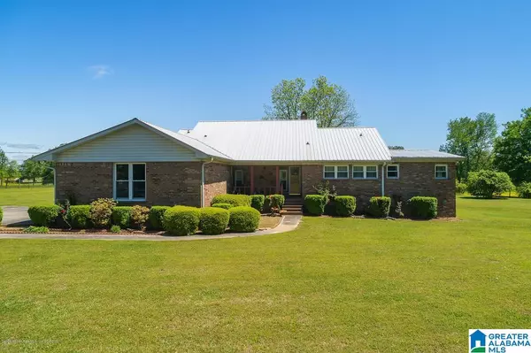 93 MCCOY RD, Jasper, AL 35504