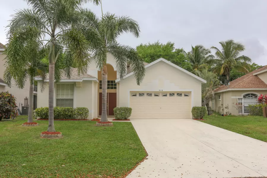 808 NW Waterlily PL, Jensen Beach, FL 34957