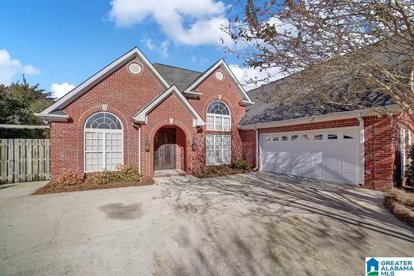 Trussville, AL 35235,6505 TRECK CIR