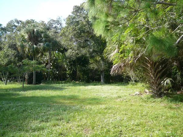 Fort Pierce, FL 34982,0000 Forest PL