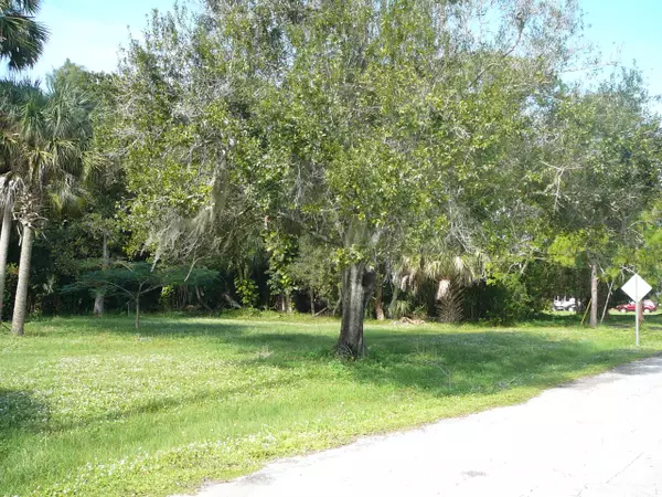 Fort Pierce, FL 34982,0000 Forest PL