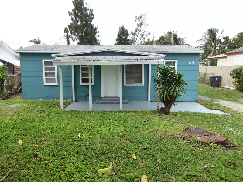 1117 Lehto LN, Lake Worth, FL 33461