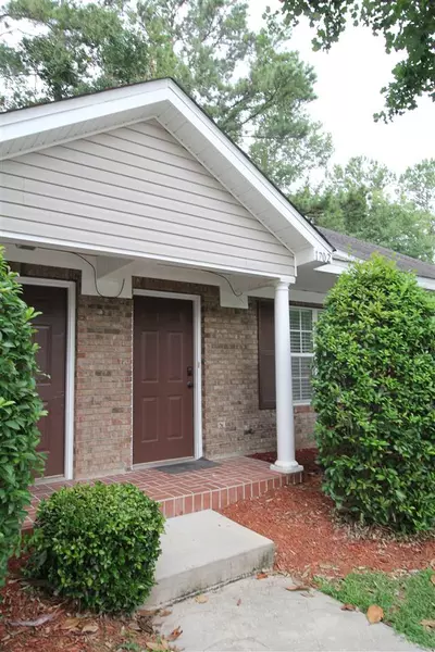 2738 W Tharpe Street #1702, Tallahassee, FL 32303