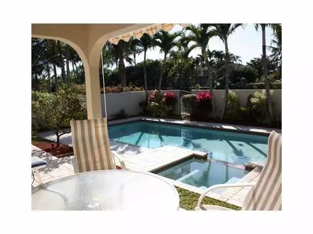 Deerfield Beach, FL 33442,761 Villa Portofino CIR 761