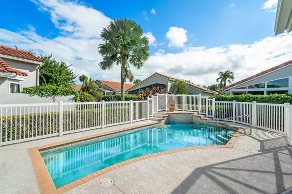 7266 Toscane CT, Boynton Beach, FL 33437