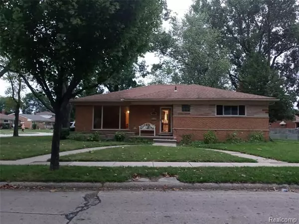 14570 ROSEMARY BLVD, Oak Park, MI 48237