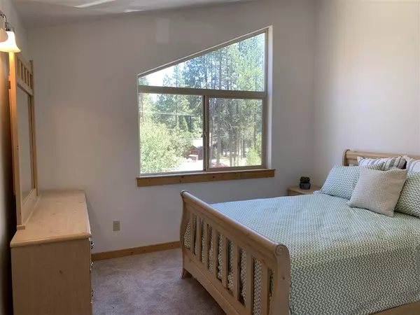 Truckee, CA 96161,11290 Northwoods Boulevard #6