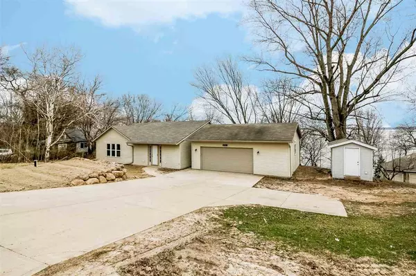 2330 County Road AB, Mcfarland, WI 53558