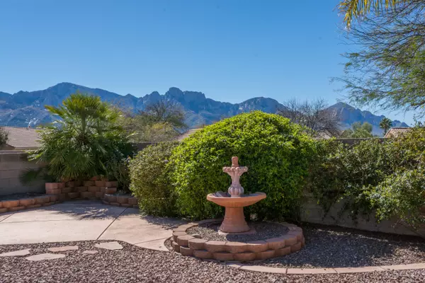 Oro Valley, AZ 85755,2358 E Precious Shard Court