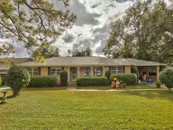 2513 Stuart Street, Tallahassee, FL 32304