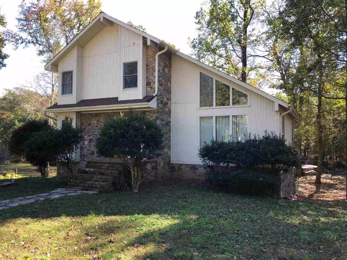 Savannah, TN 38372,205 CAGLE CIR