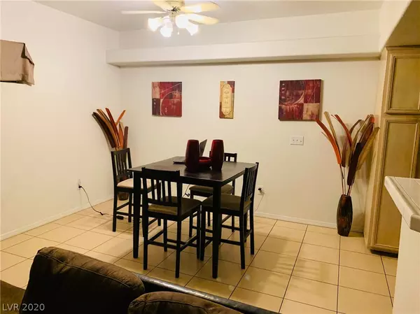 Las Vegas, NV 89108,6909 Cobre Azul Avenue #201