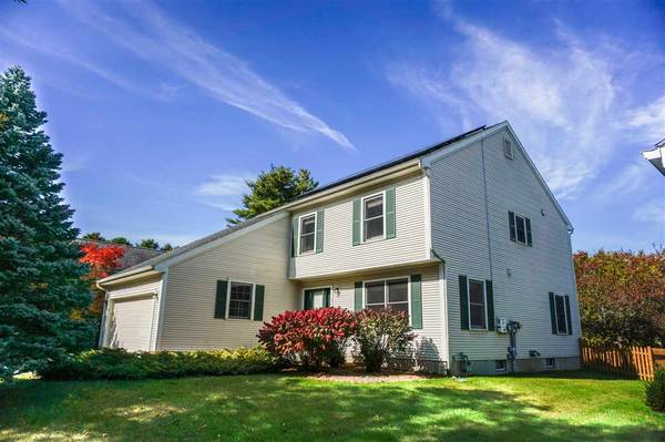 4 Lupine LN, South Burlington, VT 05403