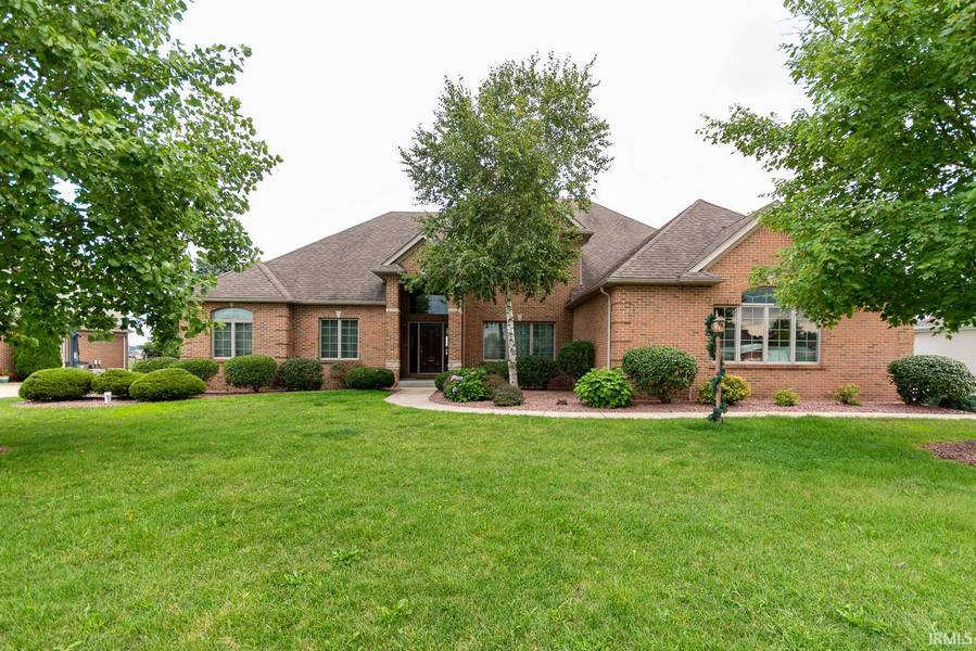 10100 Pemburry Drive, Granger, IN 46530-6065