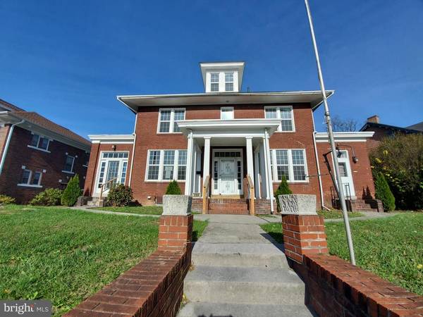 3004 HERR ST, Harrisburg, PA 17103