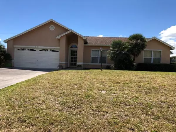 582 SW Badger TER, Port Saint Lucie, FL 34953