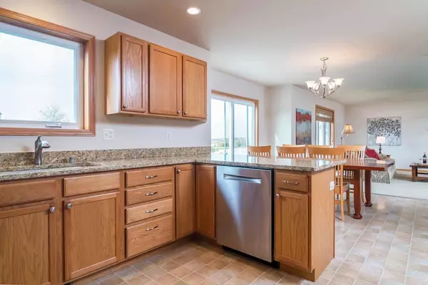 Verona, WI 53597,737 FAIRVIEW TERR