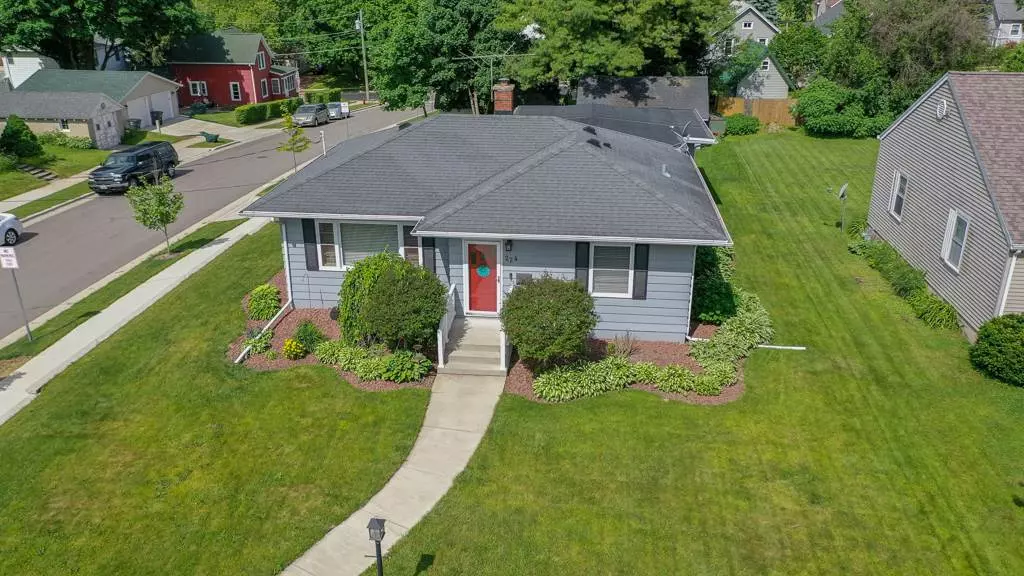 224 S Franklin St, Stoughton, WI 53589