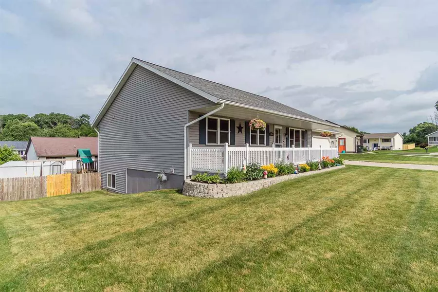 2303 Rufus Rd, Reedsburg, WI 53959