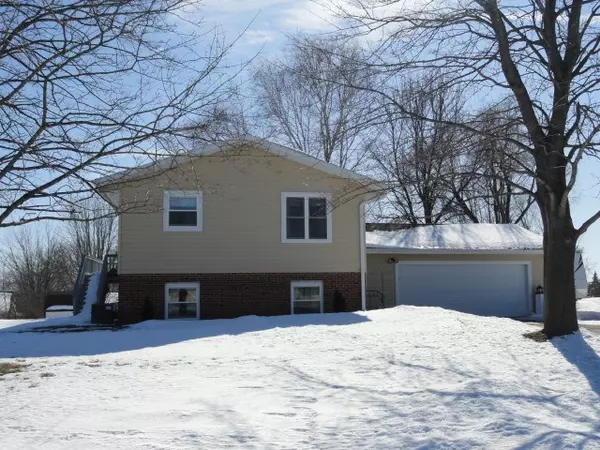 Fox Lake, WI 53933,W10311 Del Bern Ln