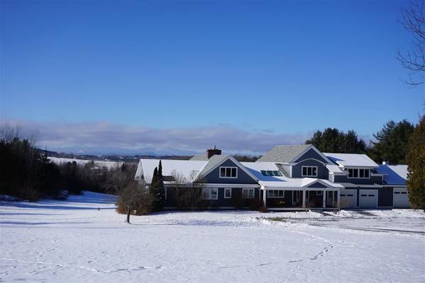 335 Upper Meadows LN, Charlotte, VT 05445