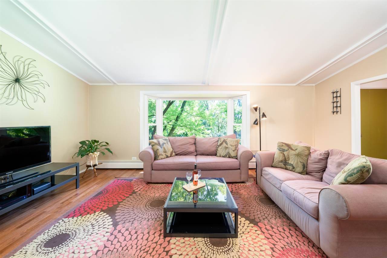 1803 Dunnwood Way, Oregon, WI 53575