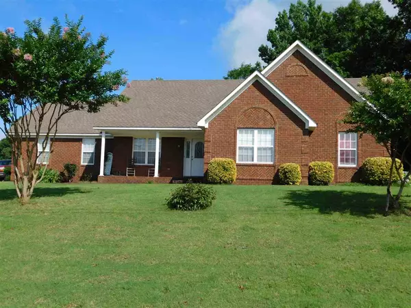 Atoka, TN 38004,22 CHRISTMAS DR