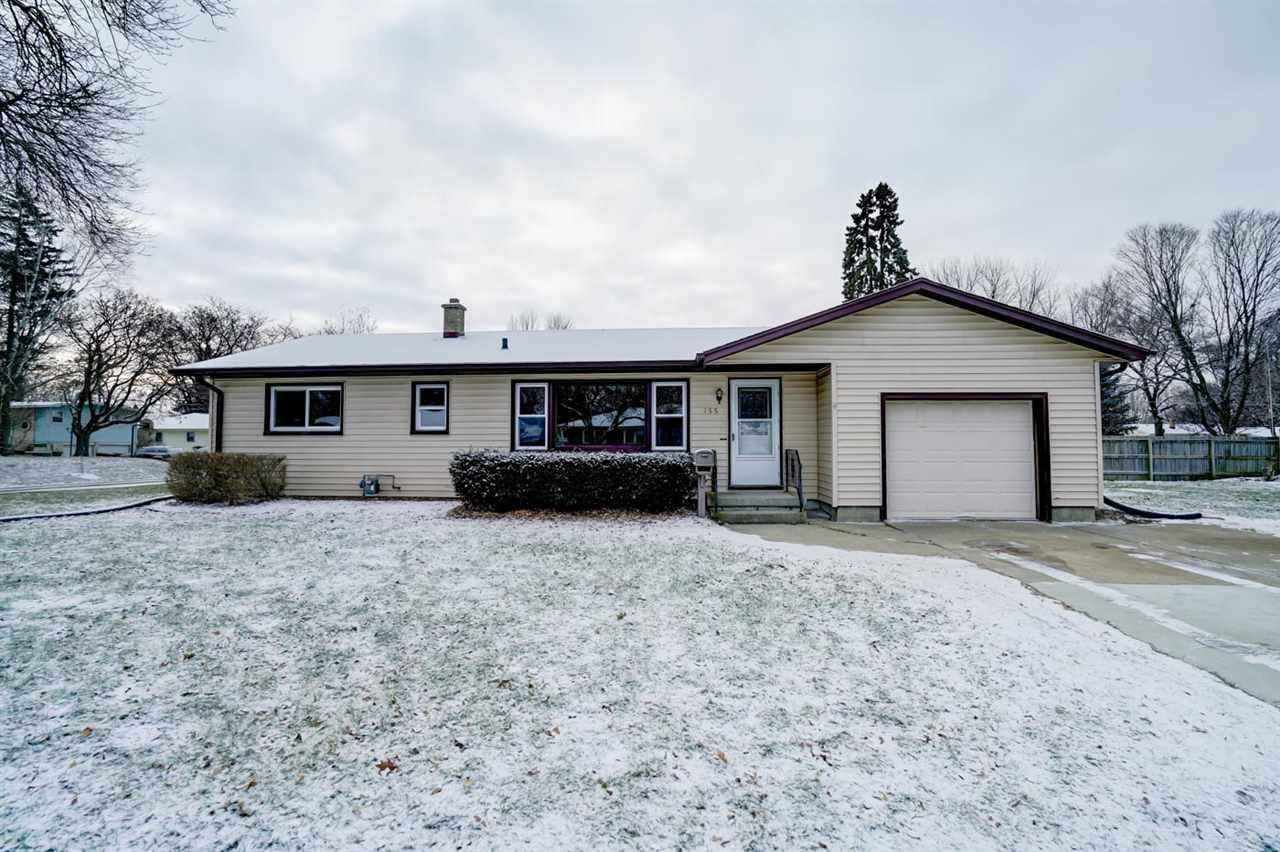 155 Hoover St, Sun Prairie, WI 53590