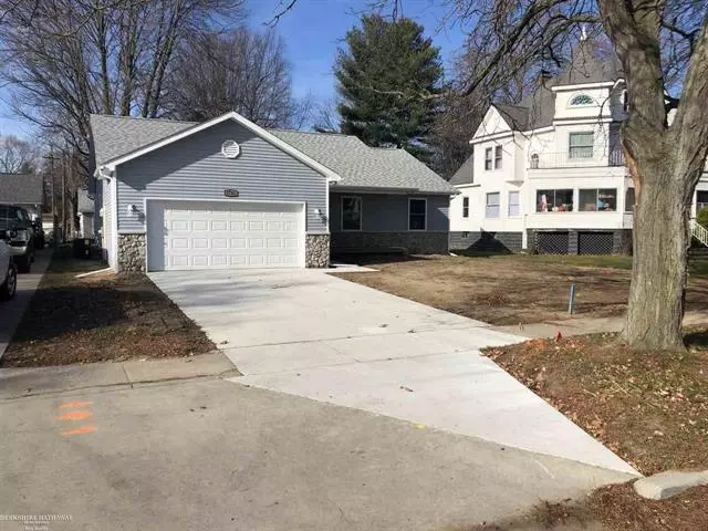 1741 ST. CLAIR RIVER DRIVE, Algonac, MI 48001